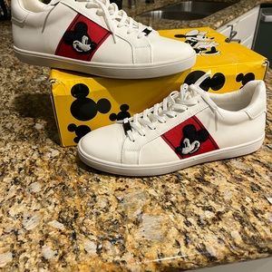 NEW ALDO DISNEY/MICKEY MOUSE TENNIS SHOES 2019 First of edition.
